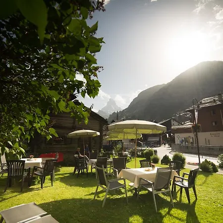 ホテル パルナス 3*