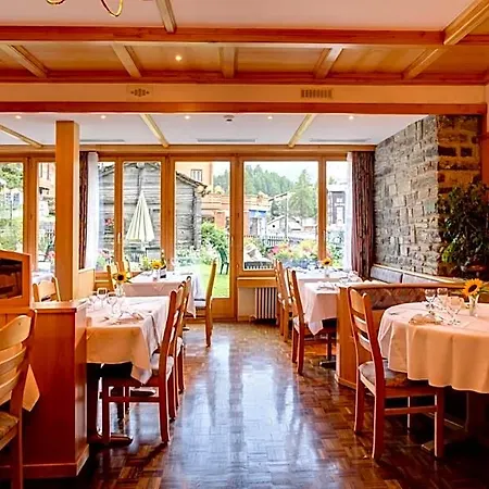 Parnass Hotel