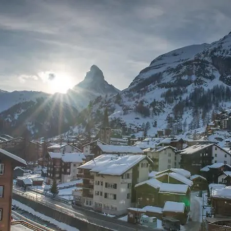Parnass Szálloda Zermatt