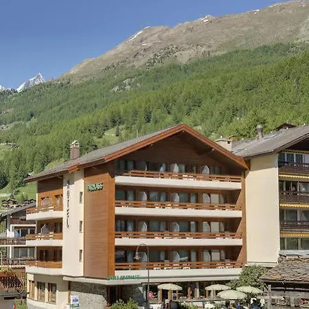 Parnass Szálloda Zermatt