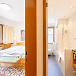 Parnass Hotel